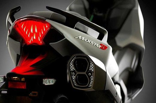 SYM MAXSYM TL1 - NOVEDAD SALON DE MILAN