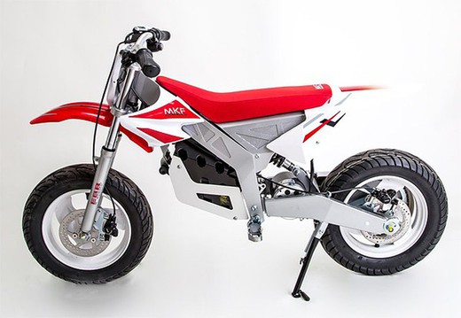 MKF SUPERMOTARD SM-10