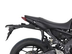 Soportes laterales shad yamaha mt09 '21>