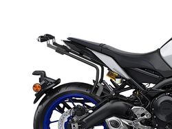 Fijación lateral 3p shad yamaha tracer 900 18>