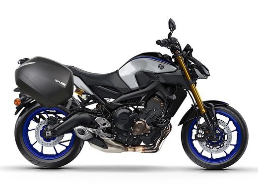 Fijación lateral 3p shad yamaha tracer 900 18>