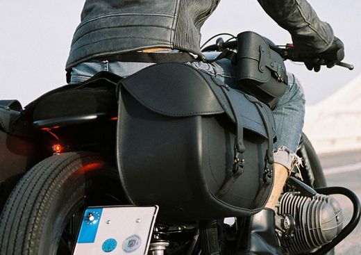 Alforjas cafè racer, 28 l.en cuero de búfalo Kappa MLW01