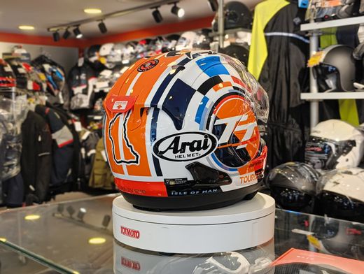 Casco Arai RX-7V EVO 2025 IoM TT Edición Limitada