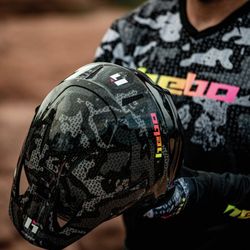 Casco Hebo Zone PRO CAMU Fiberglass ECE 22.06
