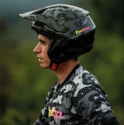 Casco Hebo Zone PRO CAMU Fiberglass ECE 22.06
