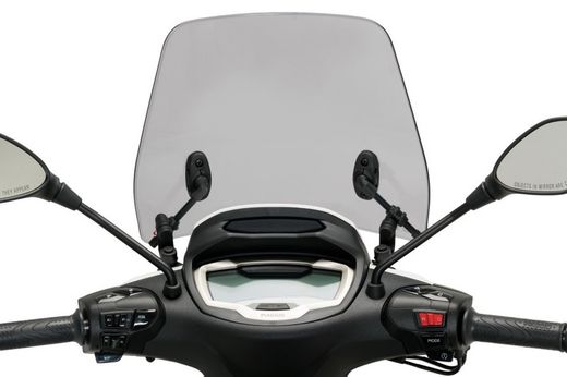 BEVERLY 300 21> PARABRIS. TRAFIC