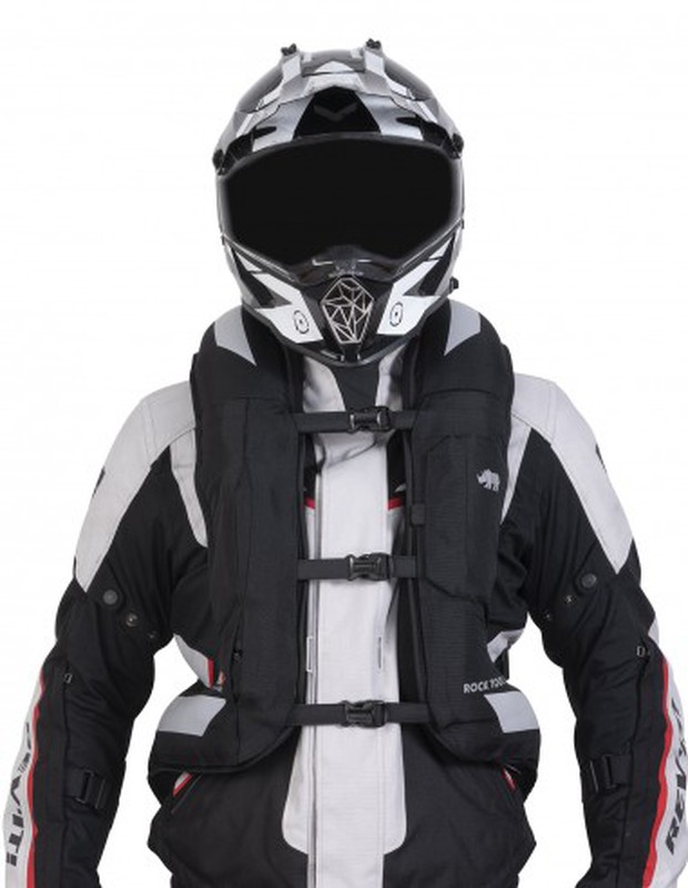 Chaleco de moto con airbag y casco con garantía