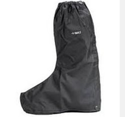 Cubrebotas held contra la lluvia