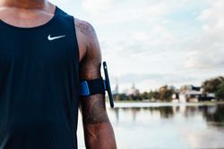 El Brazalete Deportivo Quad Lock®