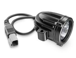 Faros de luminosidad intensa y uniforme. Interphone