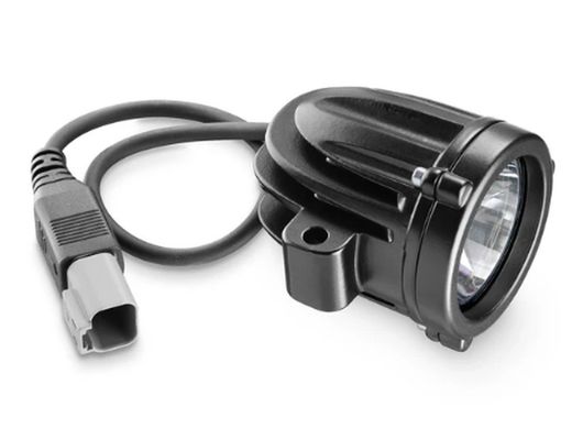 Faros de luminosidad intensa y uniforme. Interphone