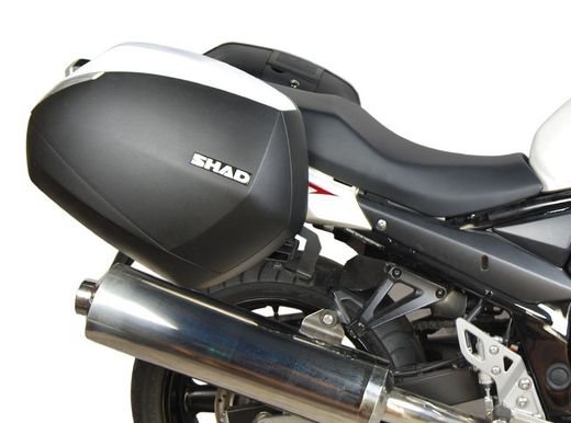 Fijaciones laterales shad 3p suzuki bandit 650/1250 '11