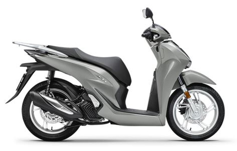 Empleado mercado Fuera Motocicleta Honda SH-125 E5 en Barcelona — Totmoto
