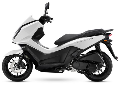 Kymco Sky Town 125 E5+