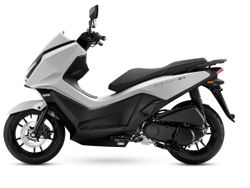 Kymco Sky Town 125 E5+
