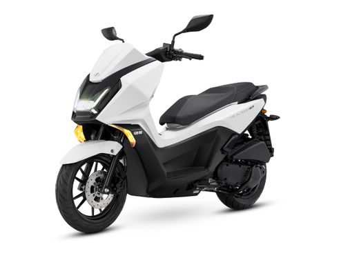 Kymco Sky Town 125 E5+
