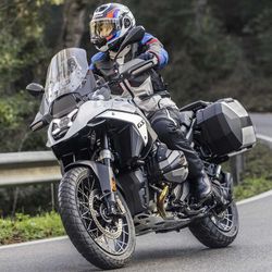 Maletas Laterales expandibles SH38X 3P/4P PROXIMAMENTE