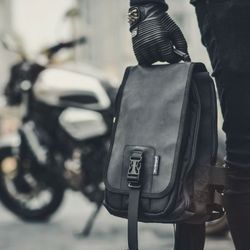 Mochila de moto kriega messenger sling edc
