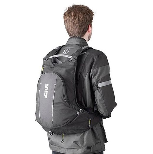 Mochila porta casco expandible givi ea104C