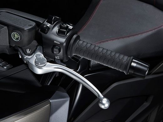 Kymco AK550 Premium E5