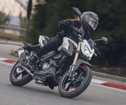 QJ Motor SRK 125 S E5+