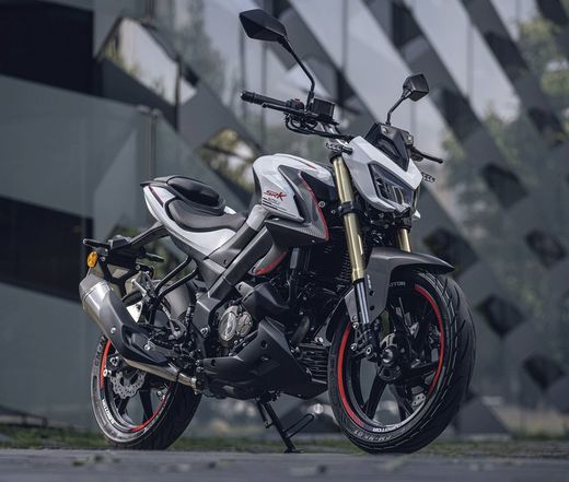 QJ Motor SRK 125 S E5+