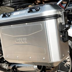 Juego de Maletas Laterales GIVI Trekker Dolomiti 36L