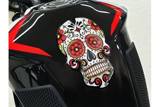 Protector De Deposito Skull C/Rojo