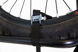 Portamotos TowCar Racing + adaptador rueda