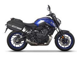 Fijación para bolsas laterales yamaha mt07 14>22