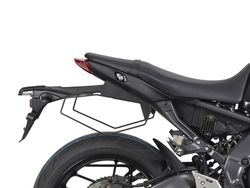 Fijación bolsas laterales yamaha mt09 '21>