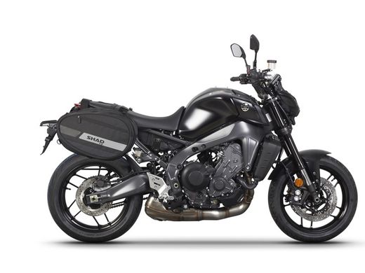 Fijación bolsas laterales yamaha mt09 '21>