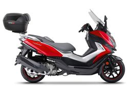 Soporte maleta sym cruisym 300i 18> y joymax-z 21>