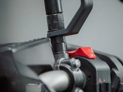 Soporte para la base del espejo Moto/Scooter