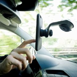 Soporte telefono sp connect para auto con ventosa