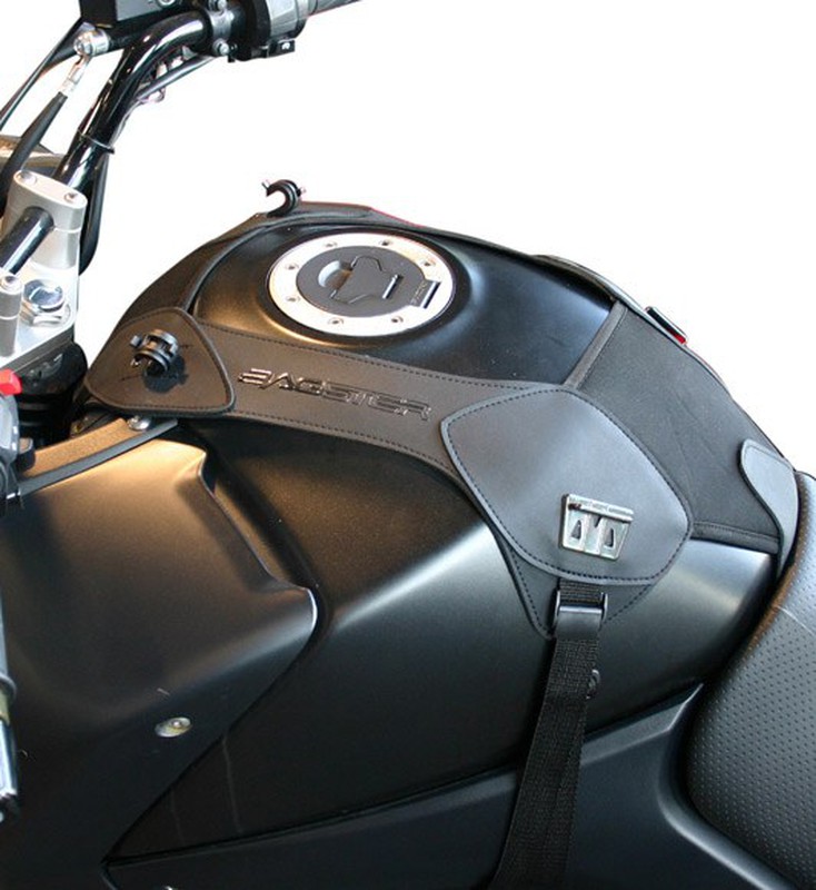 Este soporte universal de moto es tan sencillo como práctico: el