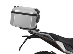 MOTO MORINI X-CAPE 649 '22 Fijaciones para montar una maleta superior a la moto.