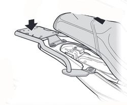 Soporte maleta shad um adventur 125 '18