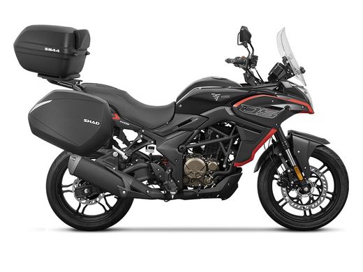 VOGE 300 DS 21> Fijaciones maleta superior