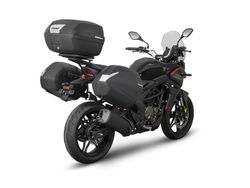 VOGE 300 DS 21> Fijaciones maleta superior