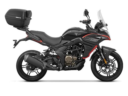 VOGE 300 DS 21> Fijaciones maleta superior