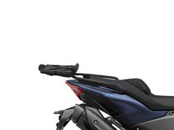 YAMAHA TMAX 560 TECH MAX 22> Fijaciones baúl